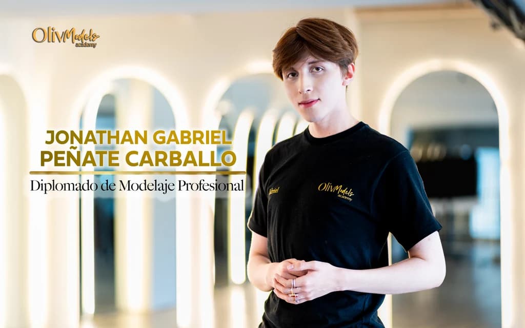 Gabriel, graduado Oliv Models 2026